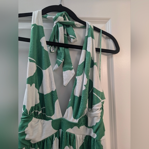 DVF X Target Diane Von Furstenberg The Halter Ginkgo Jumpsuit Size Small NEW - Picture 2 of 3